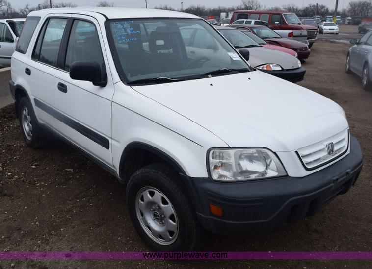 image for item E6131 2001 Honda CR-V LX SUV