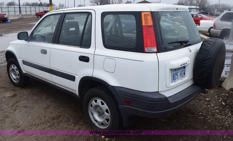 image for item E6131 2001 Honda CR-V LX SUV
