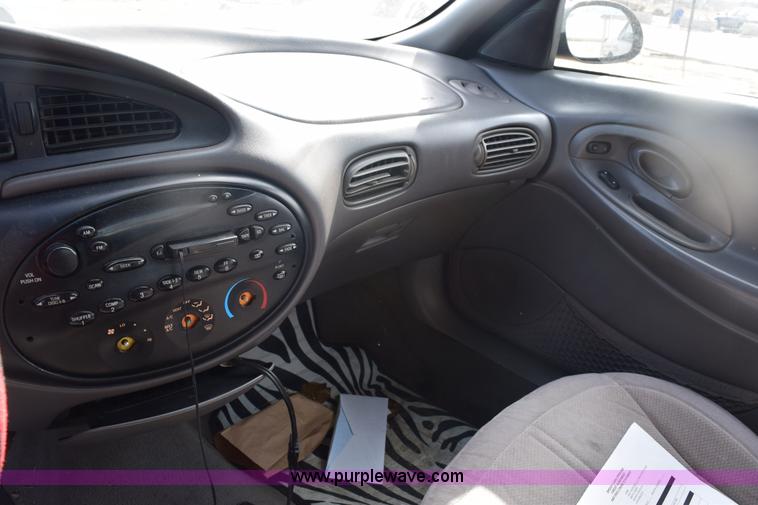 image for item E6158 1998 Ford Taurus LX