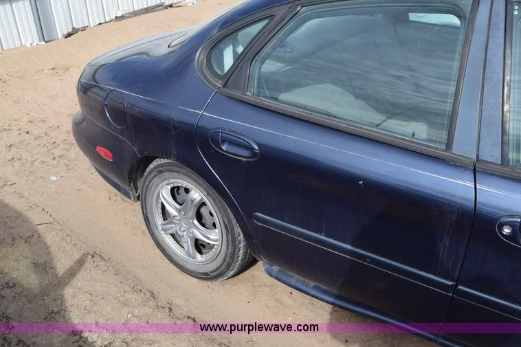 image for item E6158 1998 Ford Taurus LX
