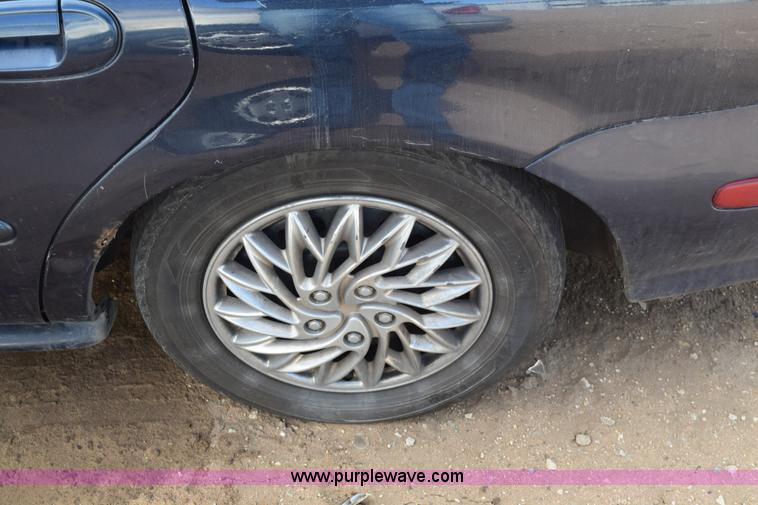 image for item E6158 1998 Ford Taurus LX