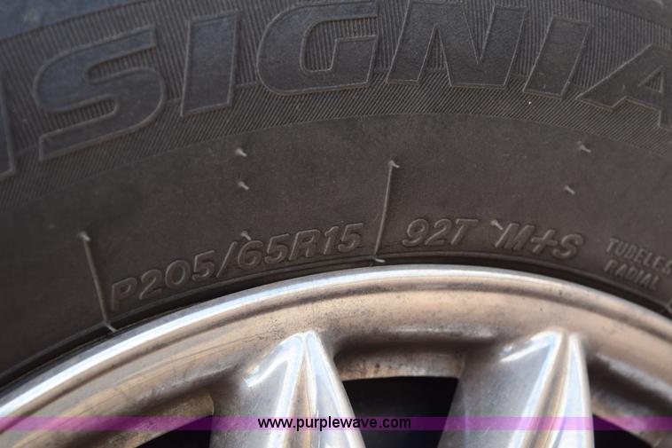 image for item E6158 1998 Ford Taurus LX