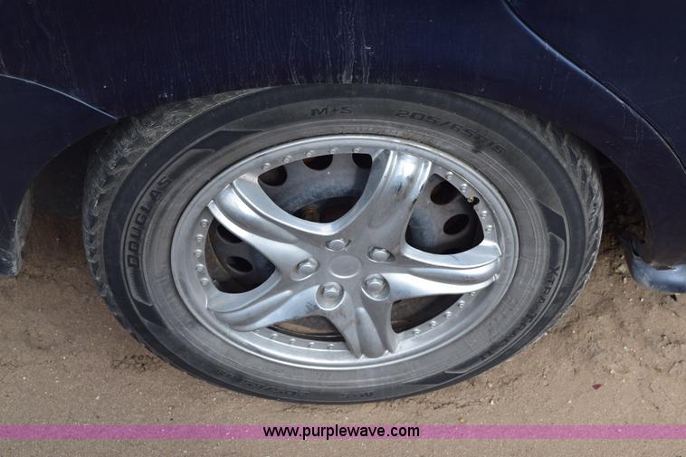 image for item E6158 1998 Ford Taurus LX