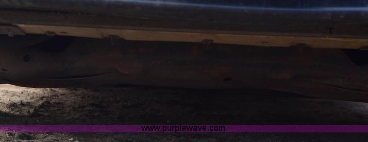 image for item E6158 1998 Ford Taurus LX