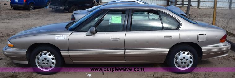image for item E6160 1993 Pontiac Bonneville SE