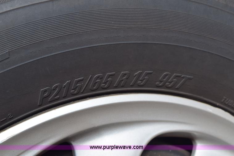 image for item E6160 1993 Pontiac Bonneville SE