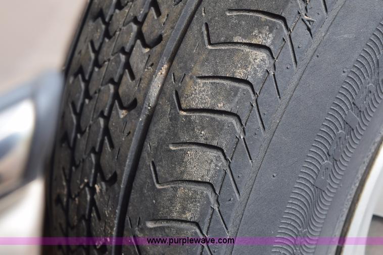 image for item E6160 1993 Pontiac Bonneville SE