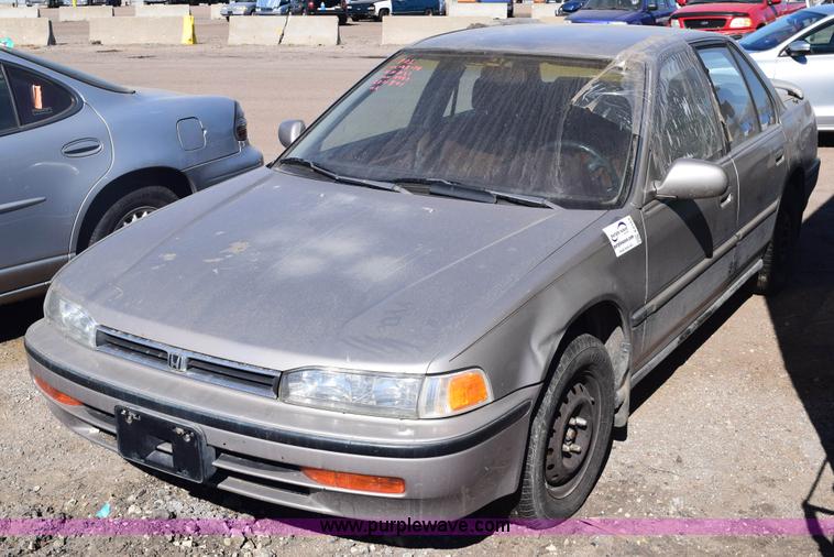 image for item E6163 1993 Honda Accord LX