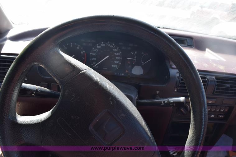 image for item E6163 1993 Honda Accord LX