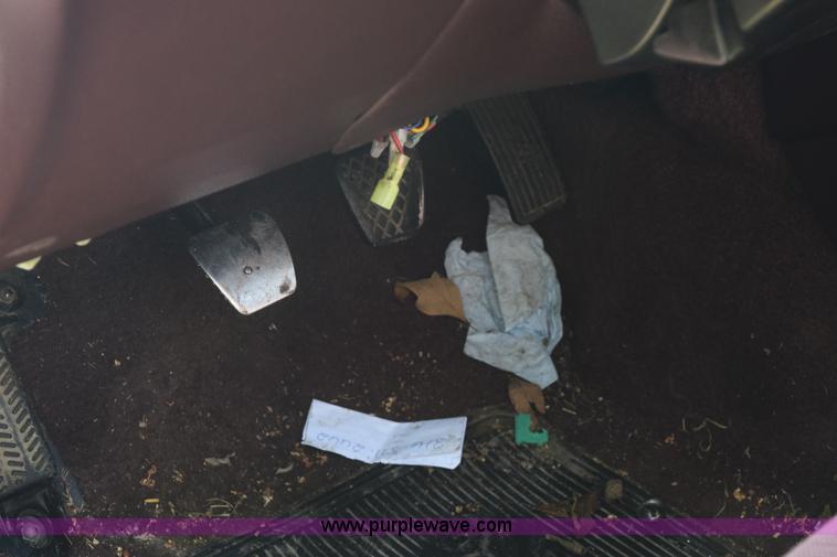 image for item E6163 1993 Honda Accord LX