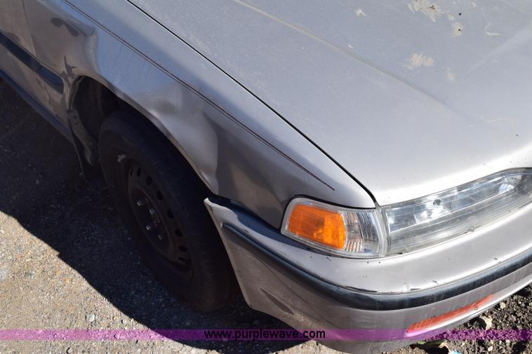 image for item E6163 1993 Honda Accord LX