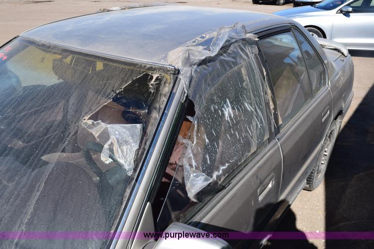 image for item E6163 1993 Honda Accord LX