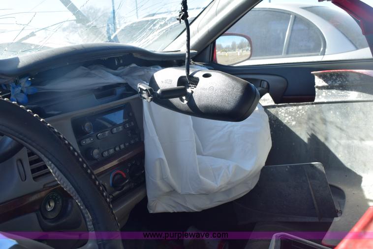 image for item E6164 2000 Chevrolet Impala