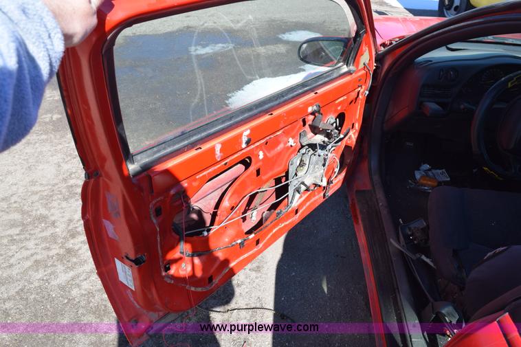 image for item E6166 1998 Chevrolet Monte Carlo LS