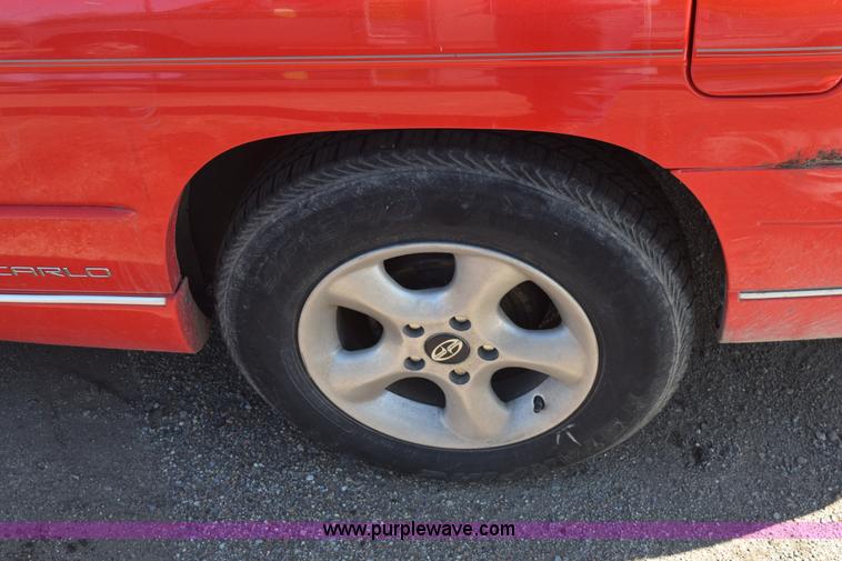 image for item E6166 1998 Chevrolet Monte Carlo LS