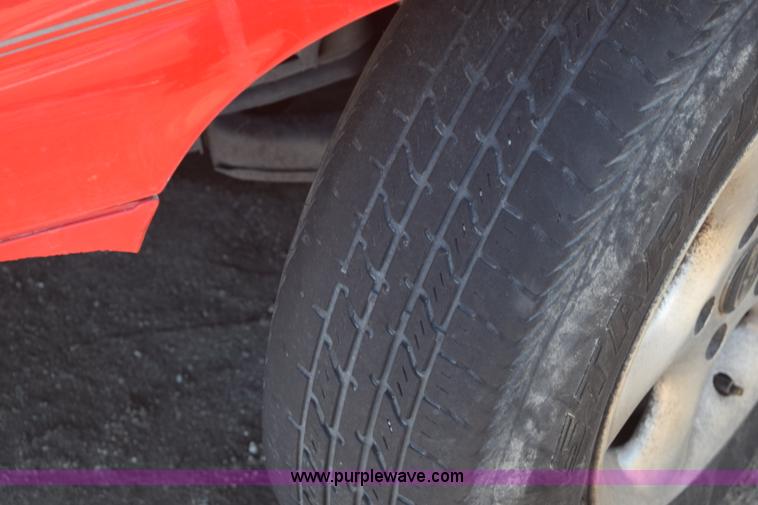 image for item E6166 1998 Chevrolet Monte Carlo LS