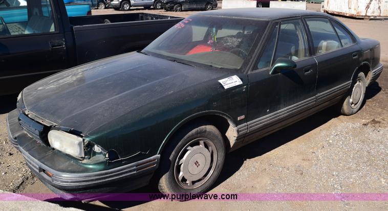 image for item E6167 1994 Oldsmobile Royale