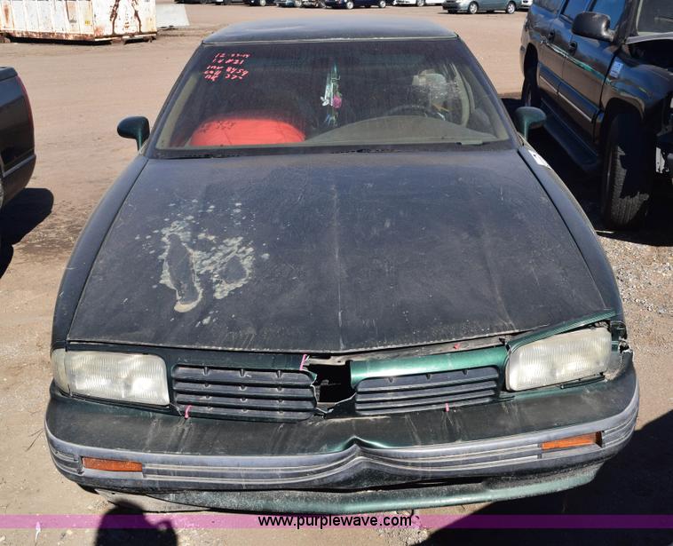 image for item E6167 1994 Oldsmobile Royale