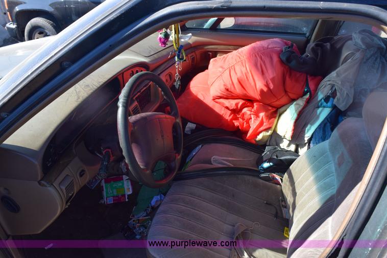 image for item E6167 1994 Oldsmobile Royale