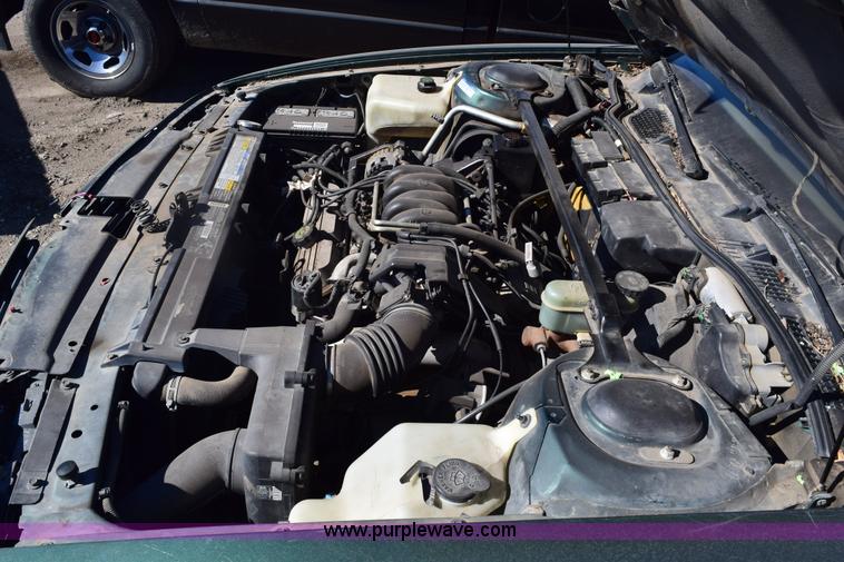 image for item E6167 1994 Oldsmobile Royale