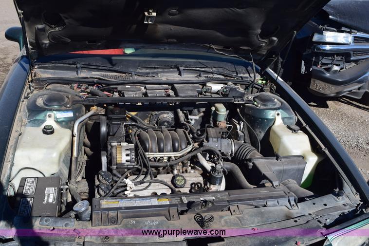 image for item E6167 1994 Oldsmobile Royale