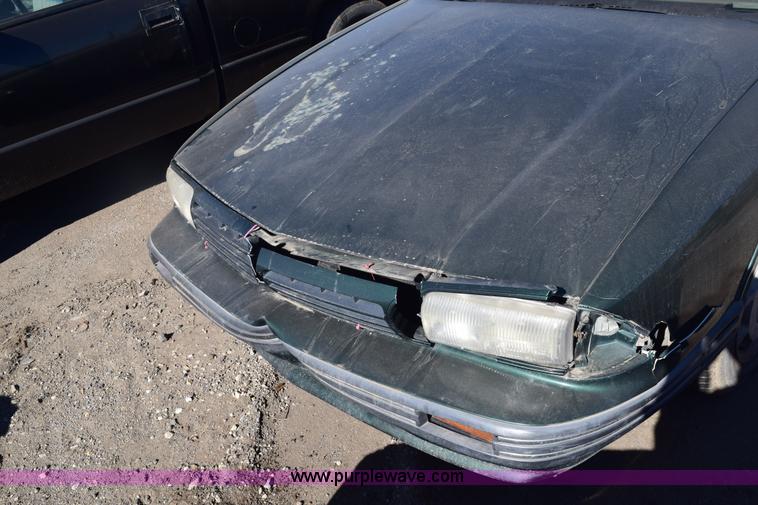 image for item E6167 1994 Oldsmobile Royale