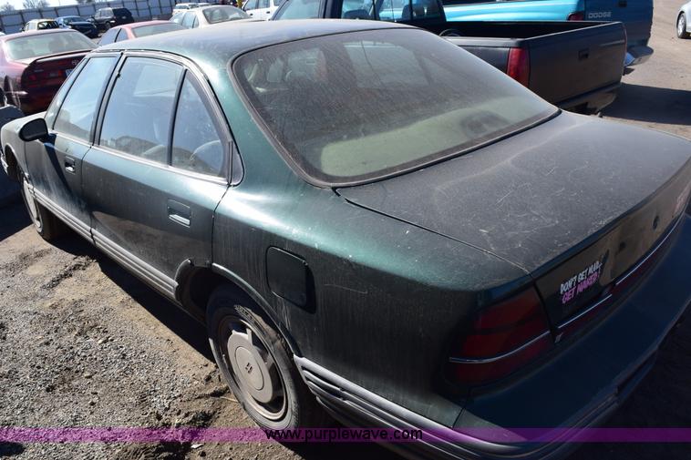 image for item E6167 1994 Oldsmobile Royale