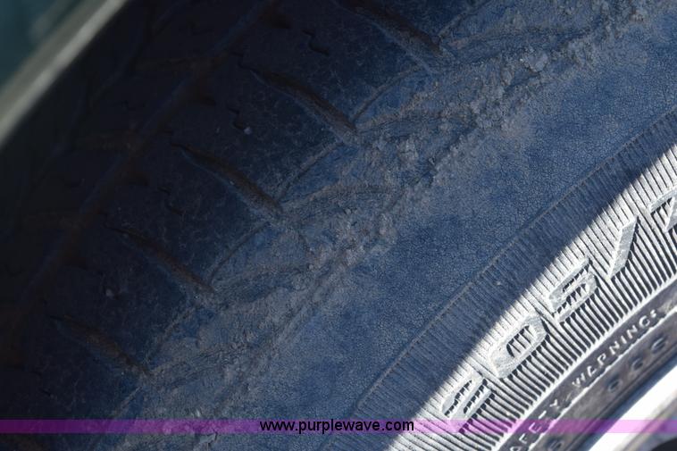 image for item E6167 1994 Oldsmobile Royale