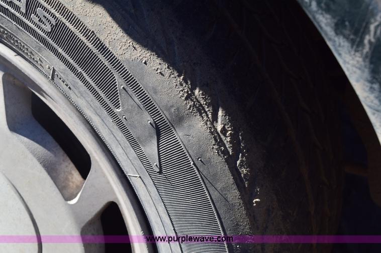 image for item E6167 1994 Oldsmobile Royale