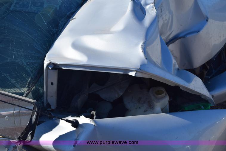 image for item E6168 1995 Chevrolet S10 pickup truck