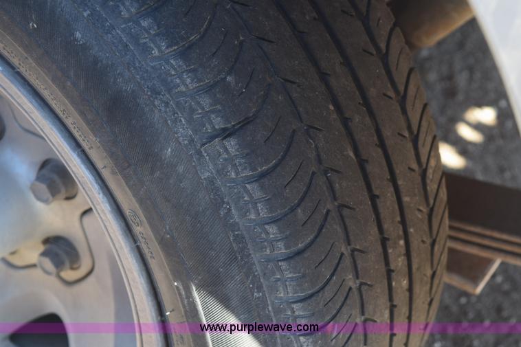 image for item E6168 1995 Chevrolet S10 pickup truck