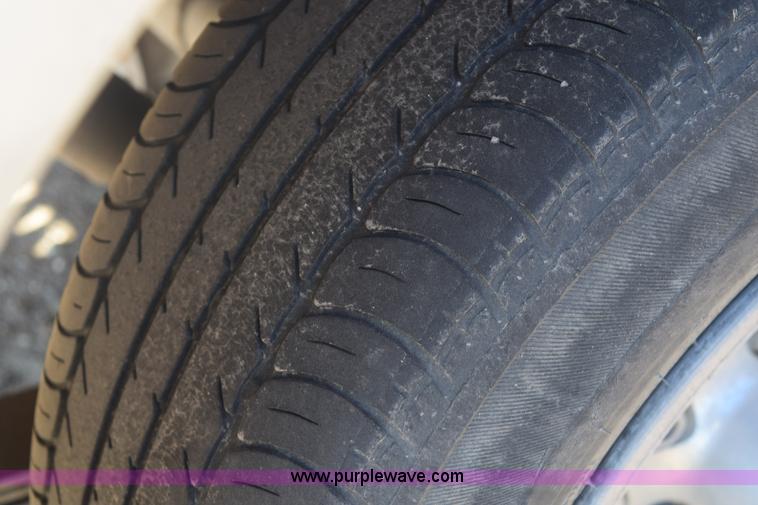 image for item E6168 1995 Chevrolet S10 pickup truck