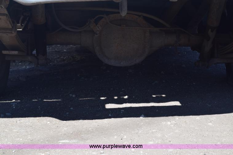 image for item E6168 1995 Chevrolet S10 pickup truck