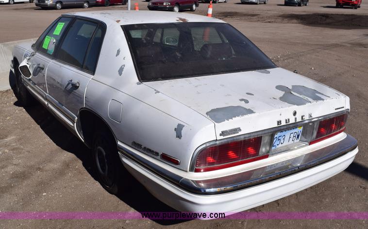 image for item E6169 1994 Buick Park Avenue Ultra