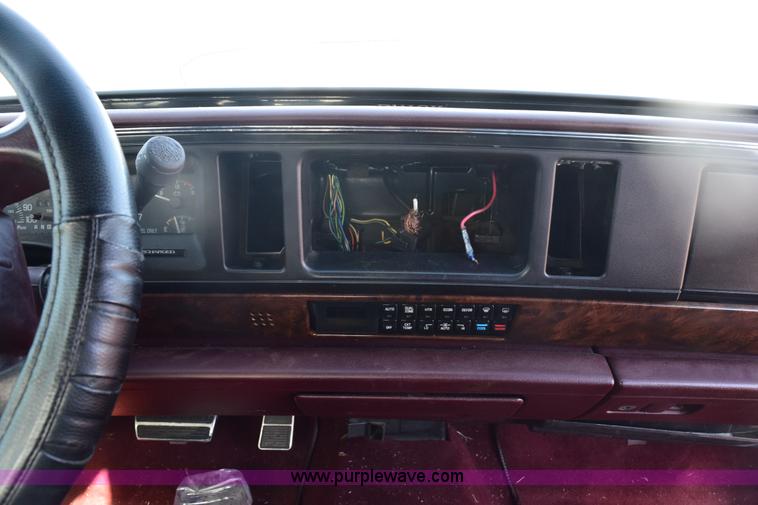 image for item E6169 1994 Buick Park Avenue Ultra