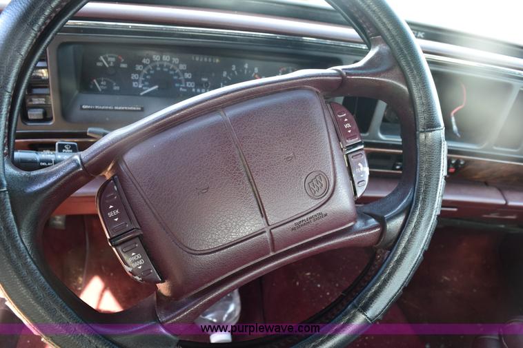 image for item E6169 1994 Buick Park Avenue Ultra