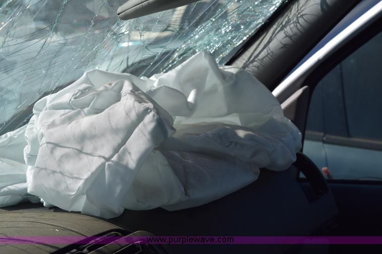 image for item E6170 2006 Chevrolet Uplander EXT LS SUV