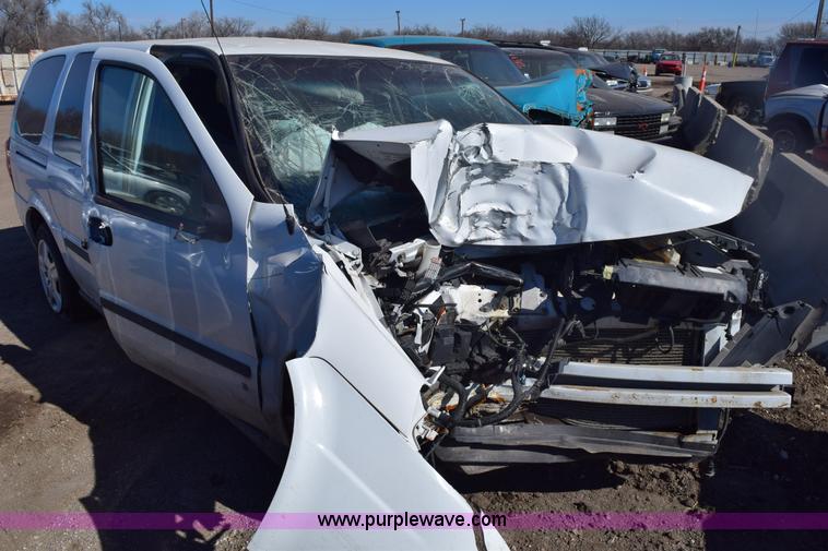 image for item E6170 2006 Chevrolet Uplander EXT LS SUV