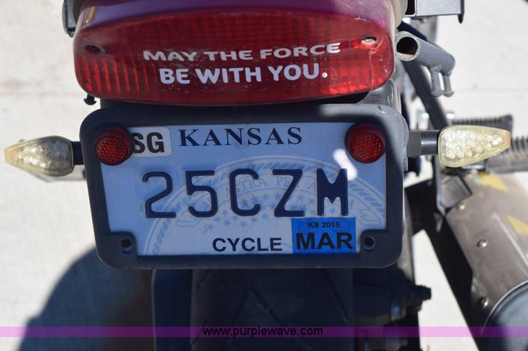 image for item E6171 2006 Suzuki 6s500 motorcycle