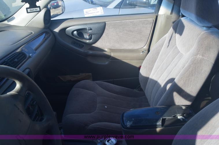 image for item E6173 2000 Chevrolet Malibu LS