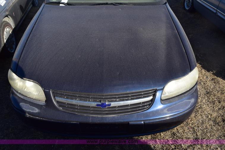 image for item E6173 2000 Chevrolet Malibu LS