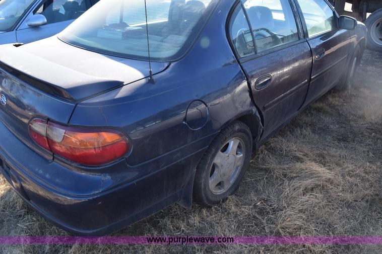 image for item E6173 2000 Chevrolet Malibu LS