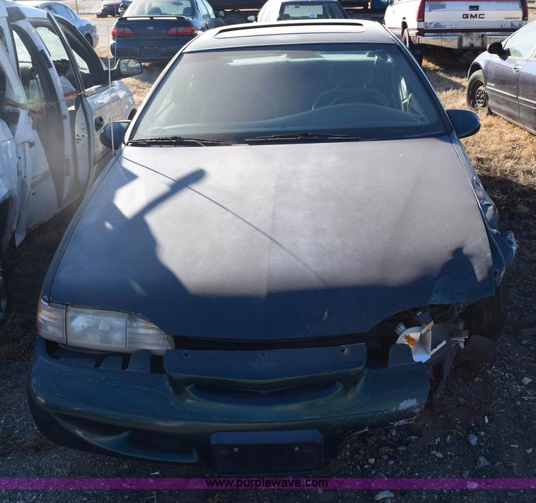image for item E6174 1995 Ford Thunderbird LX