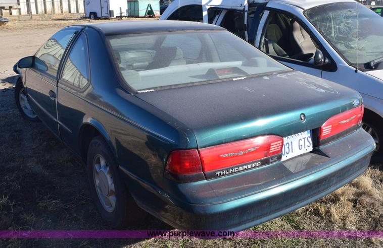 image for item E6174 1995 Ford Thunderbird LX