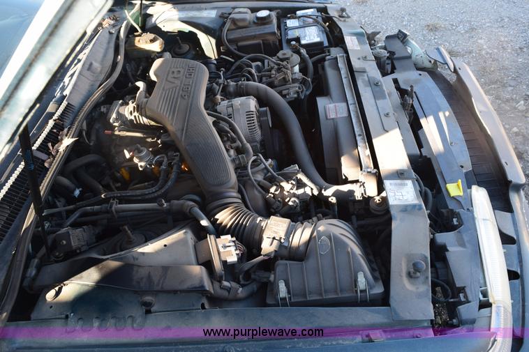 image for item E6174 1995 Ford Thunderbird LX