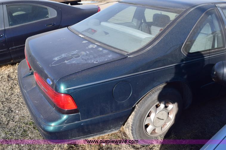 image for item E6174 1995 Ford Thunderbird LX