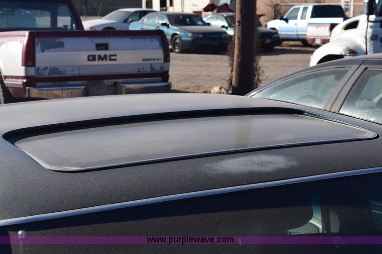 image for item E6174 1995 Ford Thunderbird LX