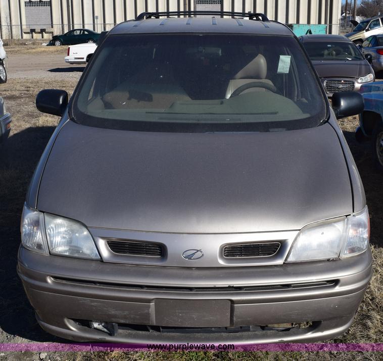 image for item E6176 1998 Oldsmobile Silhouette Extended van