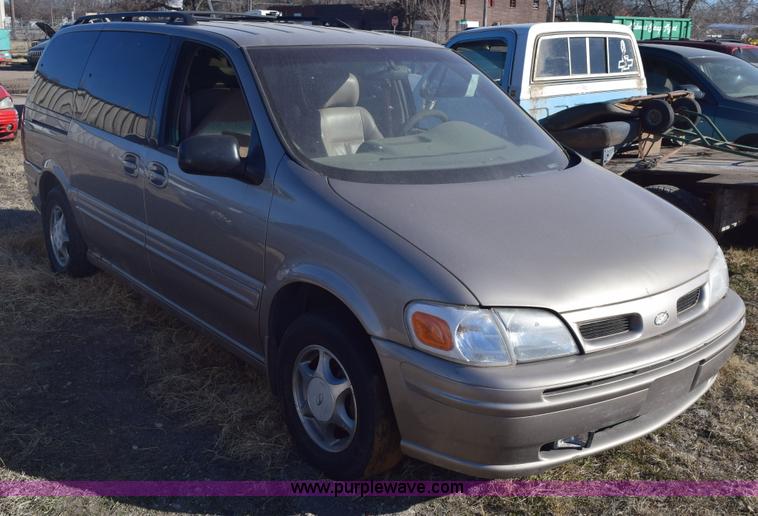 image for item E6176 1998 Oldsmobile Silhouette Extended van