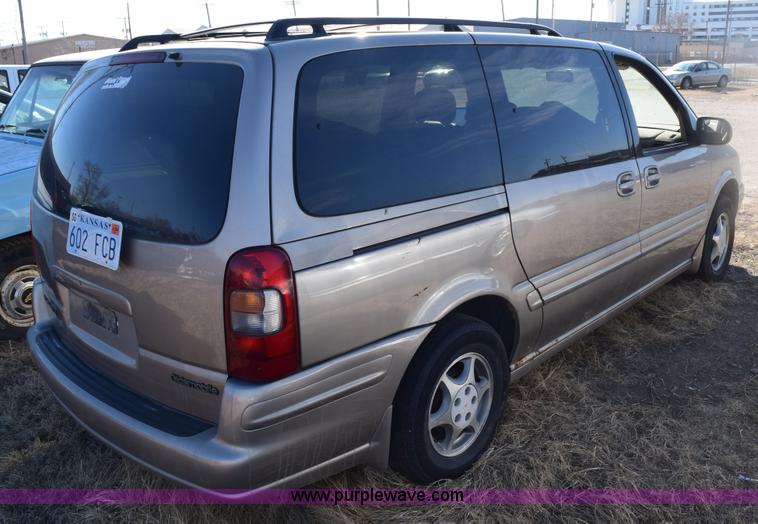 image for item E6176 1998 Oldsmobile Silhouette Extended van